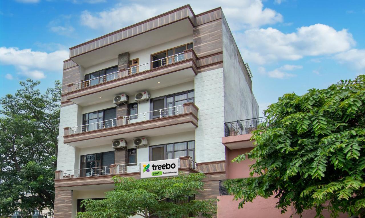 Hotel Treebo Swastika Premium Noida Esterno foto