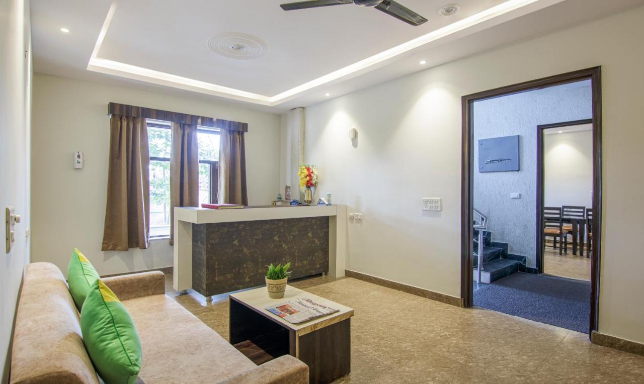 Hotel Treebo Swastika Premium Noida Esterno foto